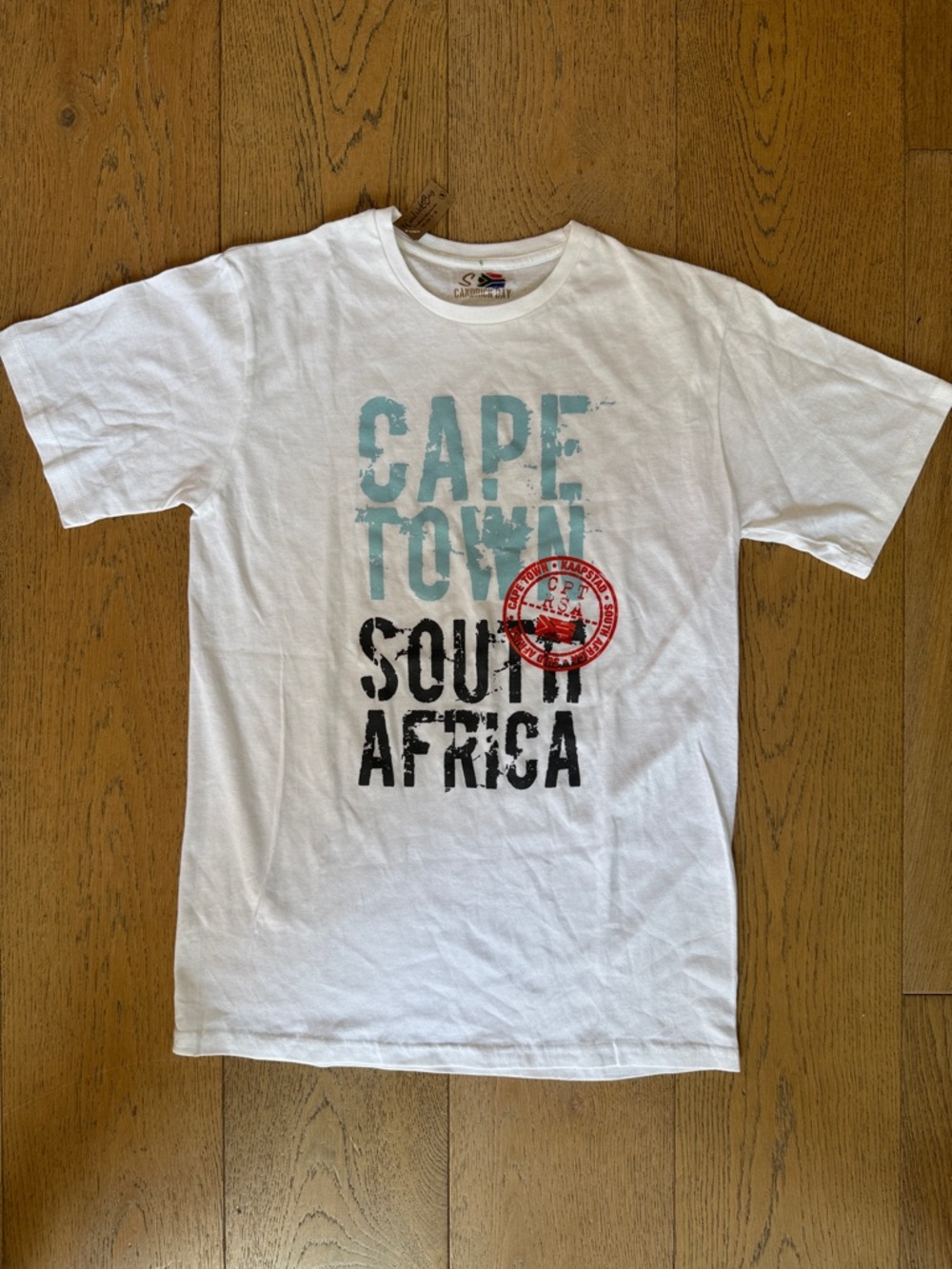 NWT AFRICAN TRADING PORT White Cape Town South Africa T-shirt